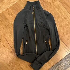 Lululemon Define cropped Nulu jacket